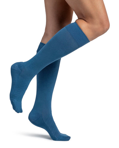 Sigvaris Bamboo 262 Knee-High 20-30 mmHg
